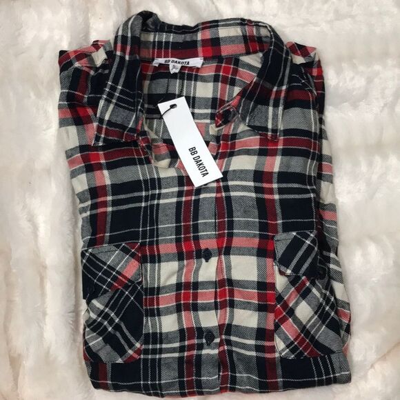 BB Dakota Tops - BB Dakota Women’s Navy/Red/White Plaid Shirt Size L